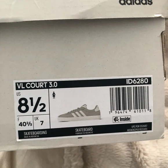 NEW Adidas VL Court 3.0 Women’s Sneakers - Picture 4 of 4